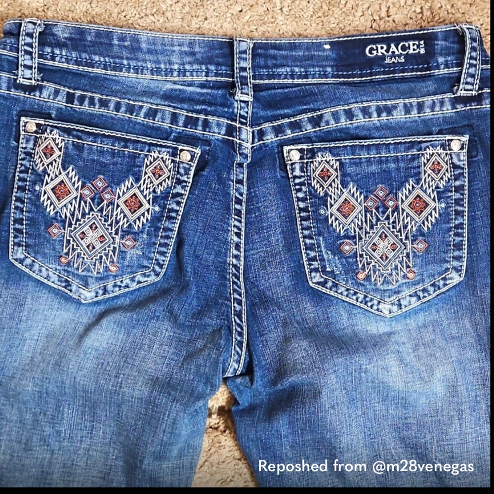 Grace in LA Aztec Embroidered Disressed Baby Flare Bootcut Stretch Jeans Size 32
